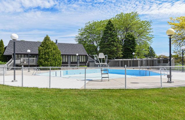 1 Cherrywood COURT, Wind Point, WI 53402