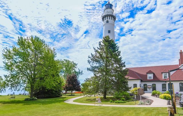 1 Cherrywood COURT, Wind Point, WI 53402