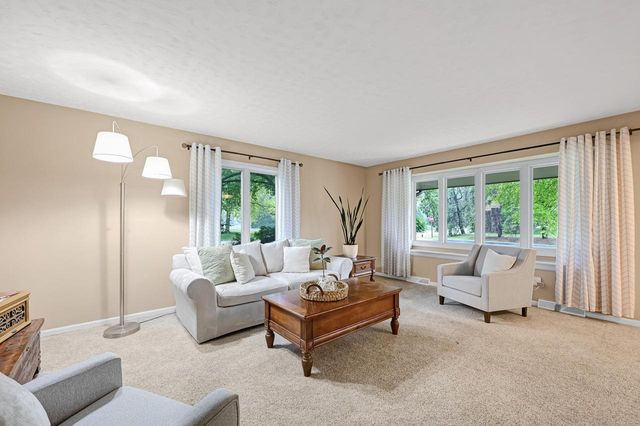 1 Cherrywood COURT, Wind Point, WI 53402