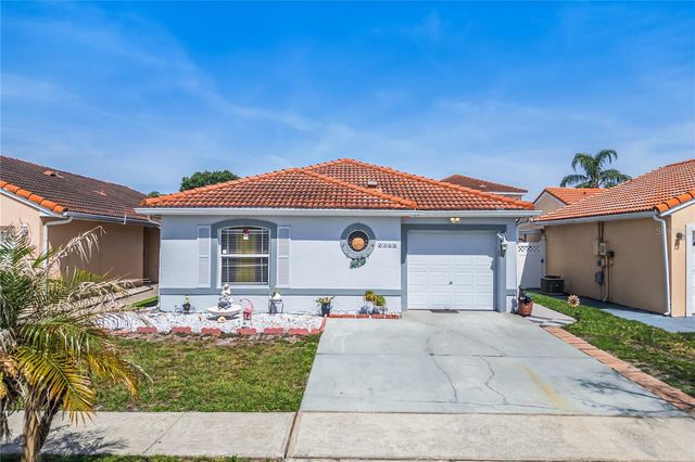 2320 SANTA ANA STREET, Kissimmee, FL 34743
