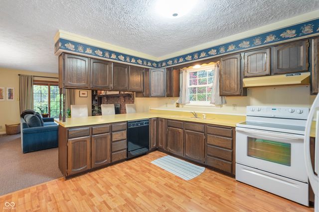 7639 Redcoach Drive, Indianapolis, IN 46250