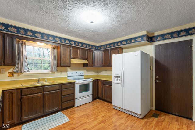 7639 Redcoach Drive, Indianapolis, IN 46250