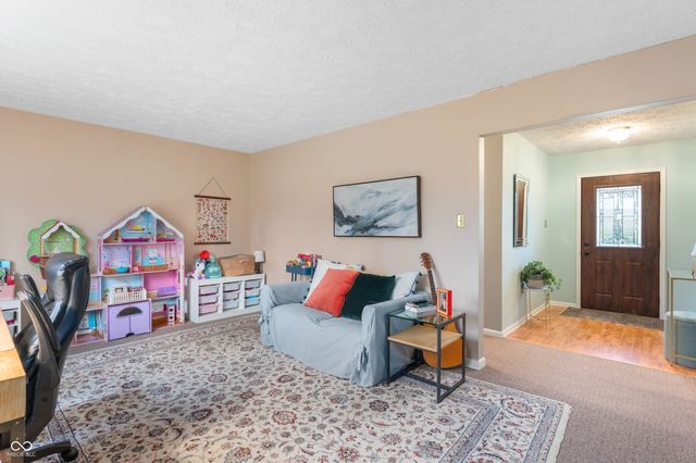 7639 Redcoach Drive, Indianapolis, IN 46250