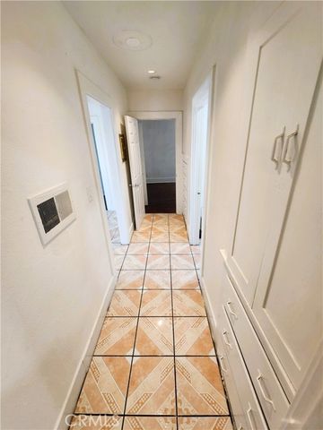 1210 W Manchester Ave, Los Angeles, CA 90044