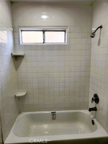 1210 W Manchester Ave, Los Angeles, CA 90044