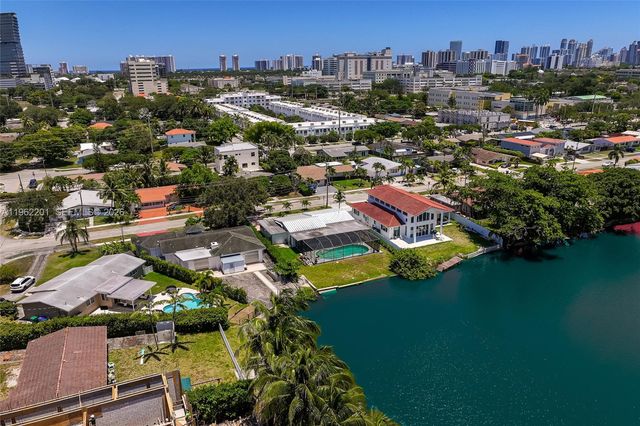 21320 NE 25th Court, Miami, FL 33180