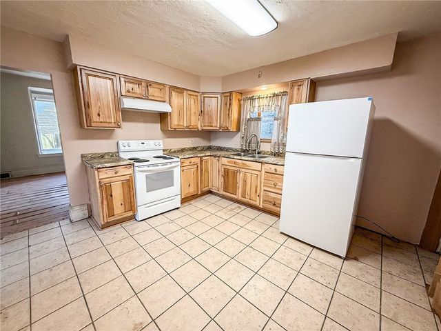 248 E Fulton St, Butler, PA 16001