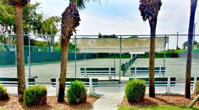 208 Valencia I, Delray Beach, FL 33446