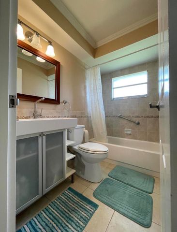 208 Valencia I, Delray Beach, FL 33446