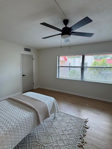 6372 Seven Springs Boulevard A, Greenacres, FL 33463