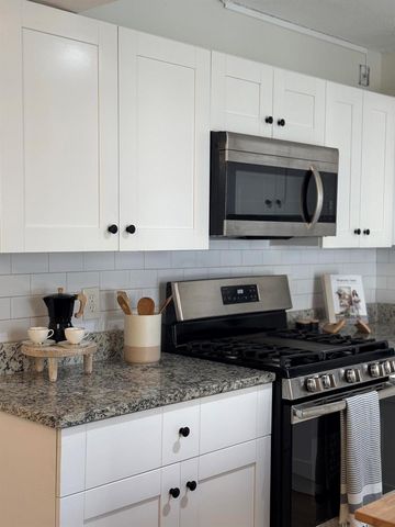 6372 Seven Springs Boulevard A, Greenacres, FL 33463