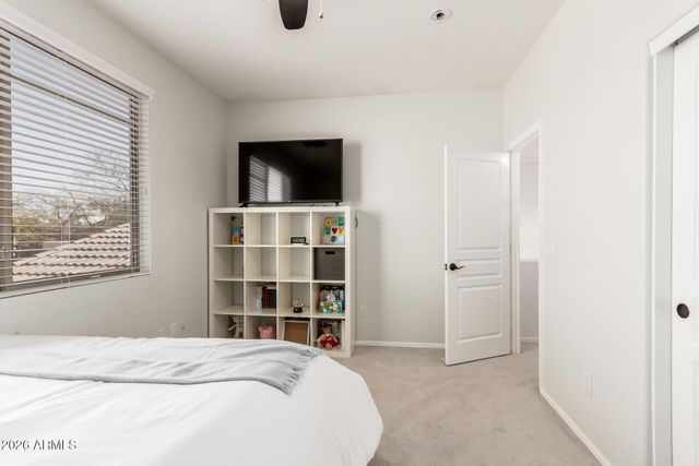 5030 E KIRKLAND Road, Phoenix, AZ 85054