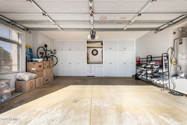 5030 E KIRKLAND Road, Phoenix, AZ 85054