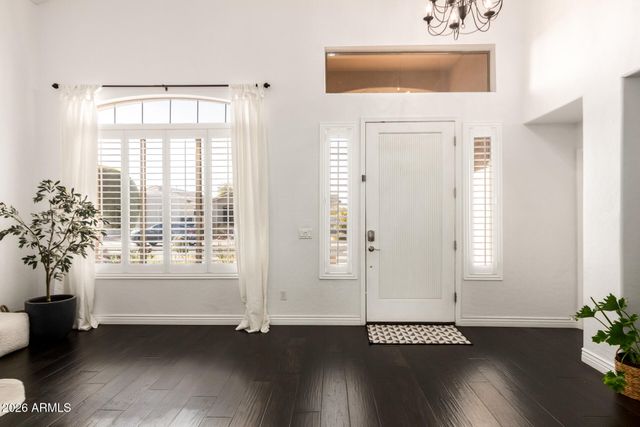 5030 E KIRKLAND Road, Phoenix, AZ 85054