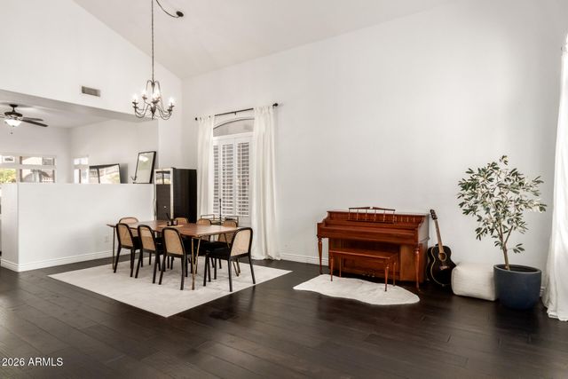 5030 E KIRKLAND Road, Phoenix, AZ 85054