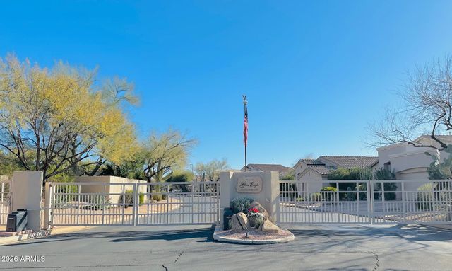 5030 E KIRKLAND Road, Phoenix, AZ 85054