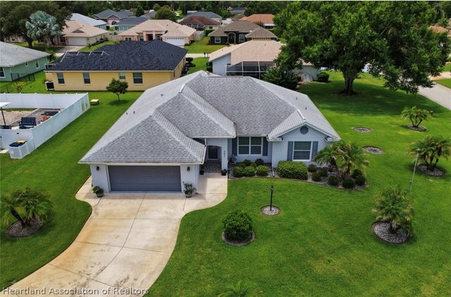 701 Barcelona Drive, Sebring, FL 33875