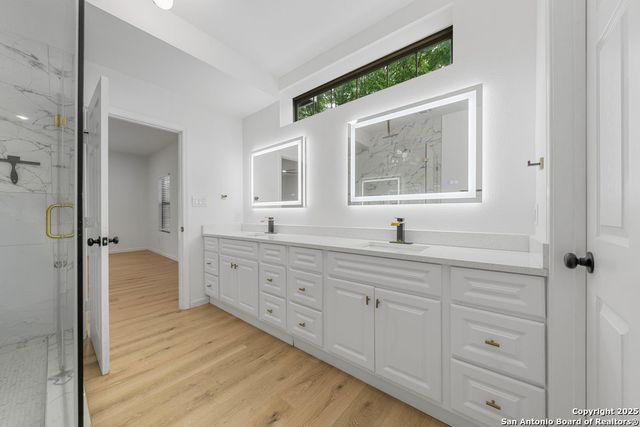 1407 W Mistletoe, San Antonio, TX 78201