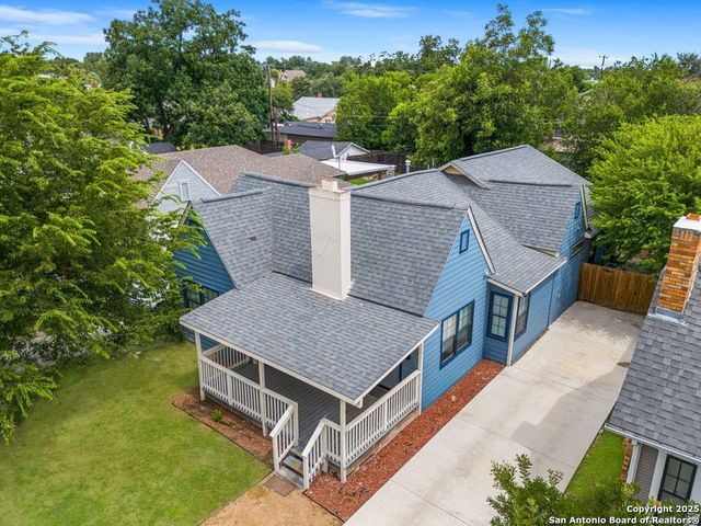 1407 W Mistletoe, San Antonio, TX 78201