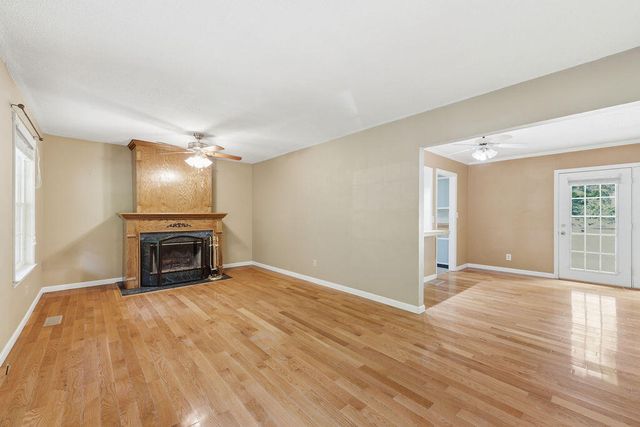 213 Maple Way, Ringgold, GA 30736