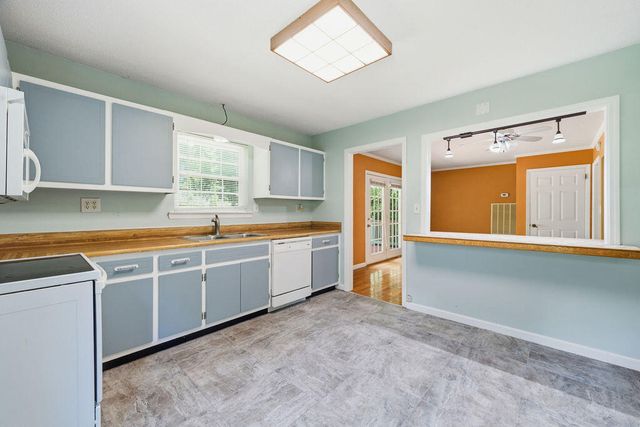 213 Maple Way, Ringgold, GA 30736