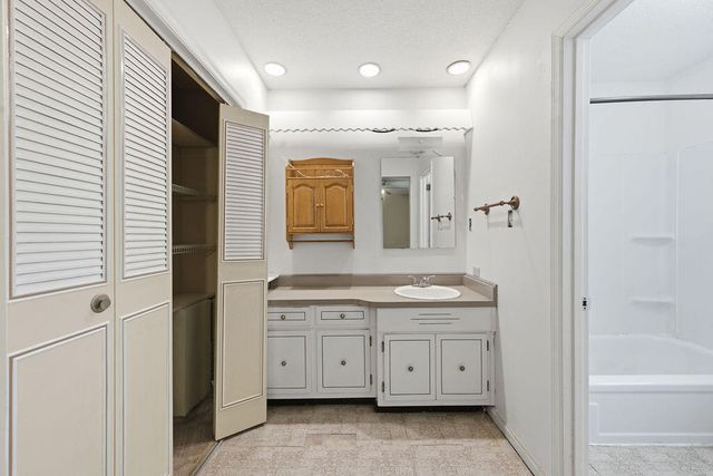 213 Maple Way, Ringgold, GA 30736