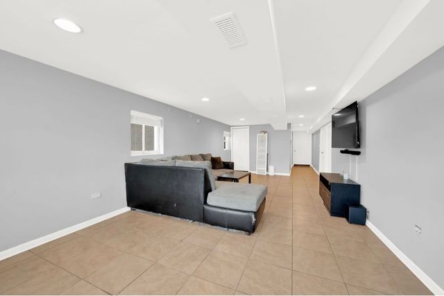 1434 Cuyler Avenue, Berwyn, IL 60402