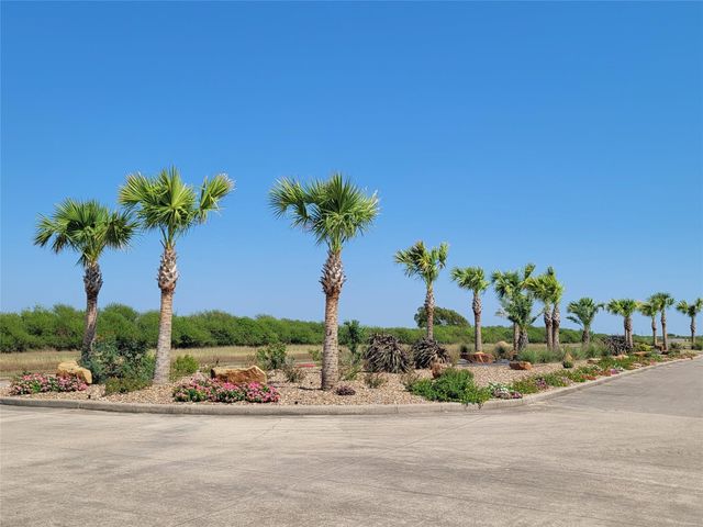 3038 Coastal Springs Loop, Palacios, TX 77465