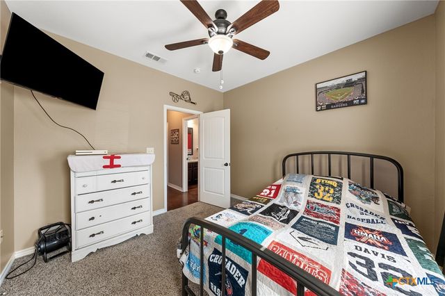 11 E AZTEC Lane, Belton, TX 76513