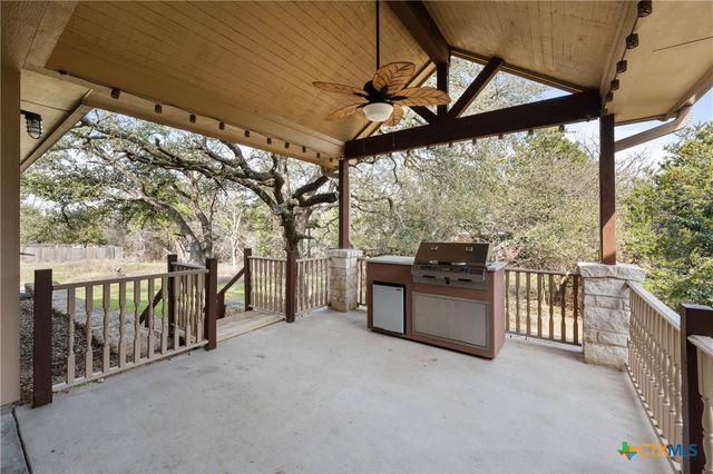 11 E AZTEC Lane, Belton, TX 76513