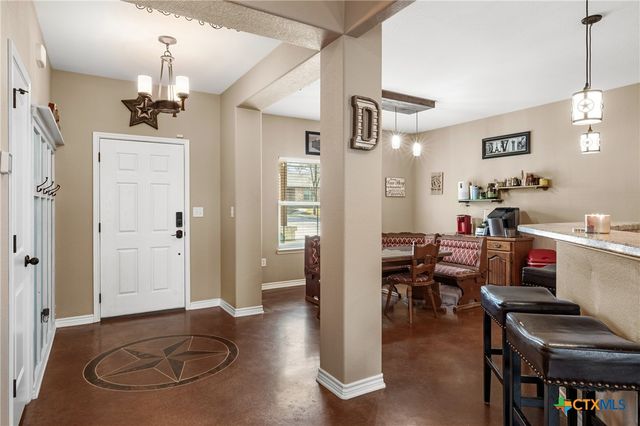 11 E AZTEC Lane, Belton, TX 76513