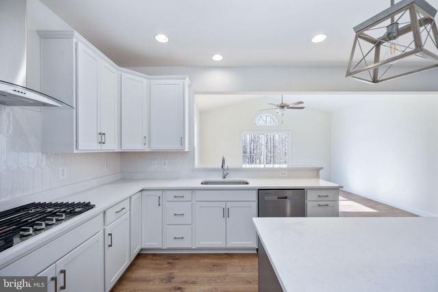 569 TACKETTS MILL RD, Stafford, VA 22556