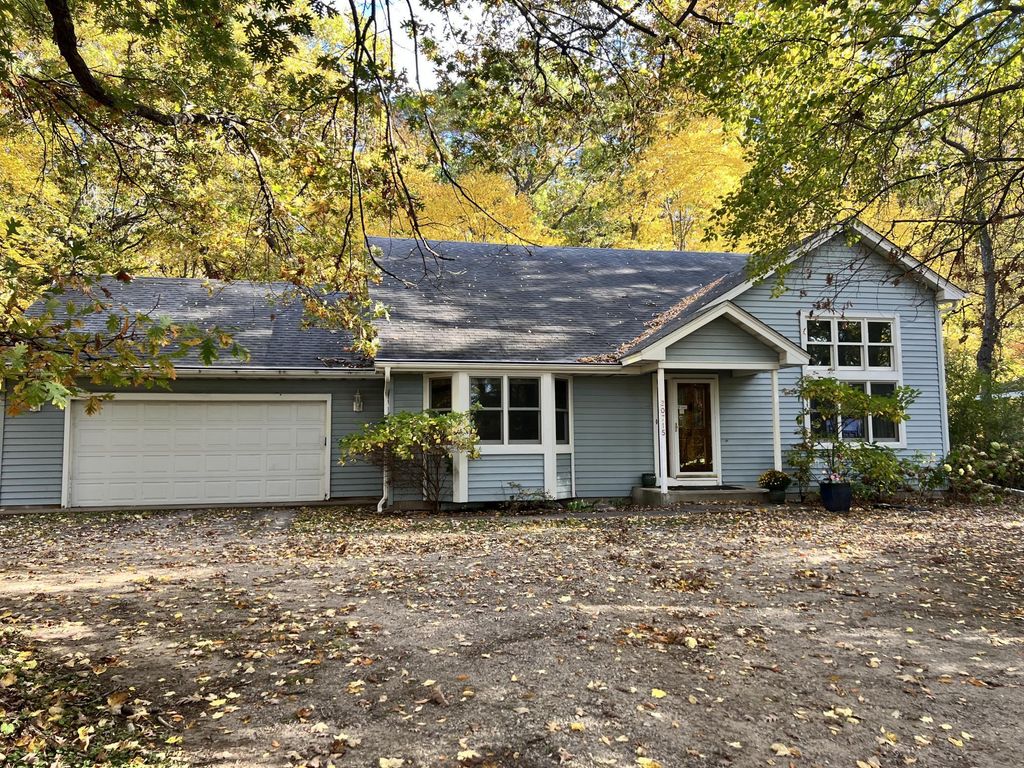 20715 Minnie B Grant Lane NE, Linwood Twp, MN 55092