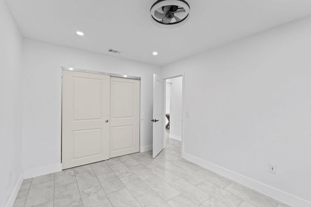 11831 NW 38th Place, Sunrise, FL 33323