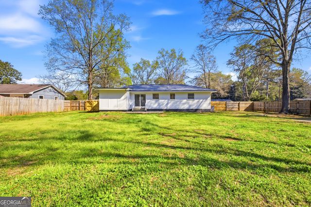 1703 Sewell Circle, Perry, GA 31069