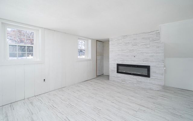 2463 Silver Lake Road NW, New Brighton, MN 55112