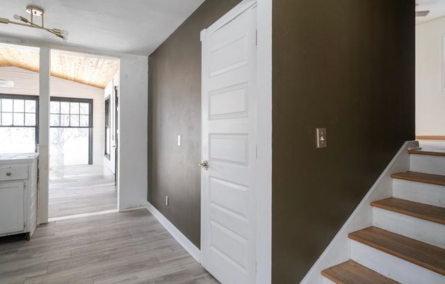 2463 Silver Lake Road NW, New Brighton, MN 55112
