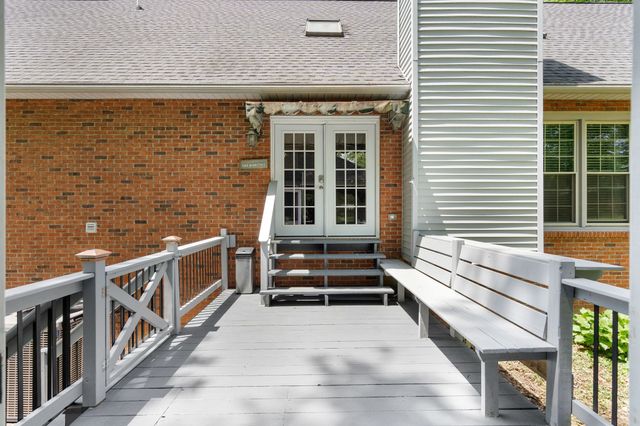 516 Tyler Ct, Cottontown, TN 37048