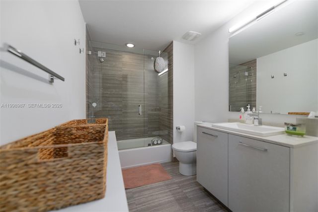 1010 Brickell Ave 2906, Miami, FL 33131