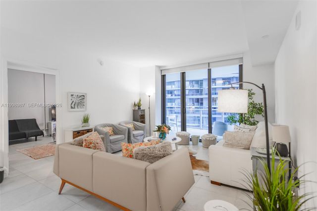 1010 Brickell Ave 2906, Miami, FL 33131