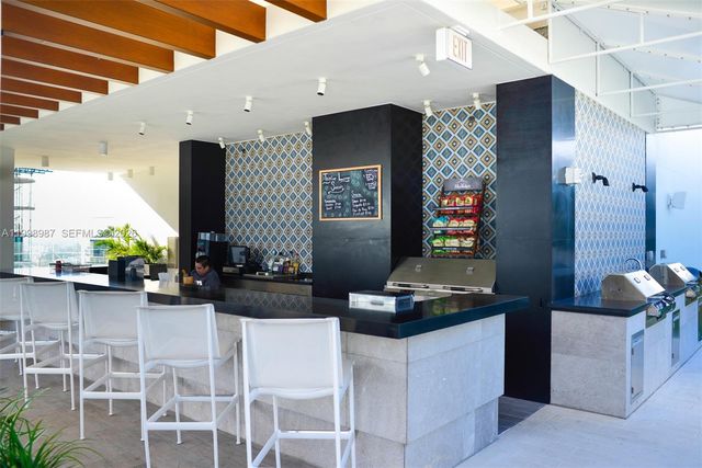 1010 Brickell Ave 2906, Miami, FL 33131