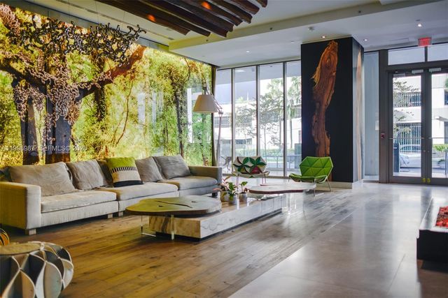 1010 Brickell Ave 2906, Miami, FL 33131