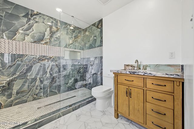 8643 E MARIPOSA Drive, Scottsdale, AZ 85251