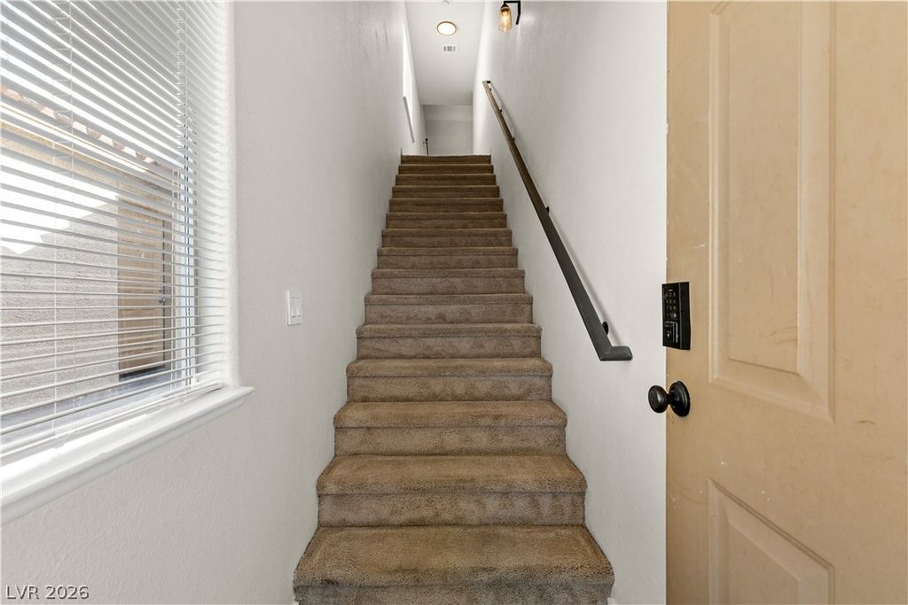7564 Durham Hall Avenue 201, Las Vegas, NV 89130 — photo 3