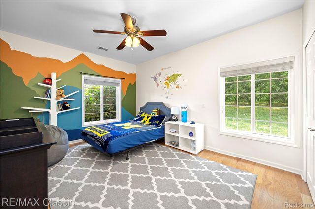 1318 Gray Haven Lane, Brighton, MI 48114