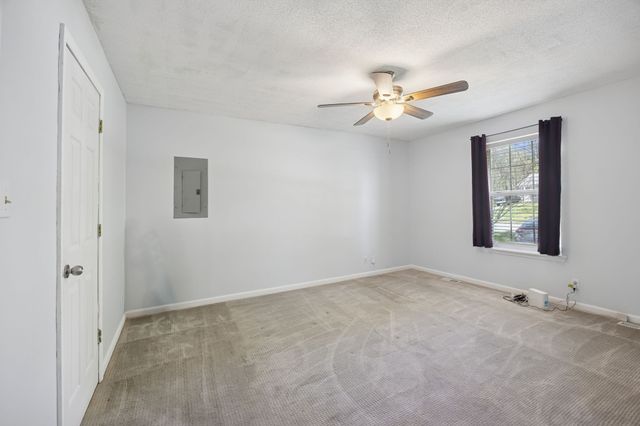 130 Gail St, Oak Grove, KY 42262