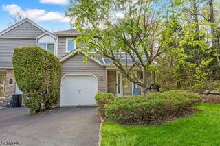 94 Edgefield Dr, Parsippany-troy Hills Twp., NJ 07950