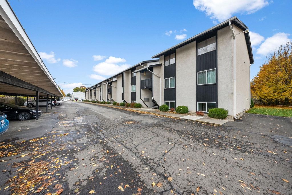 309 N Raymond Rd, Spokane Valley, WA 99206
