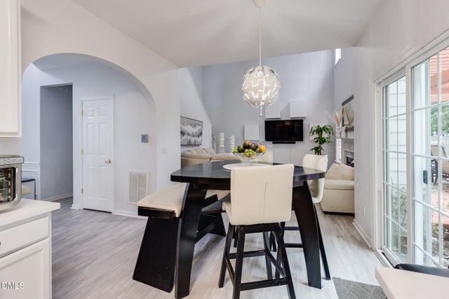 5532 Keowee Way, Raleigh, NC 27616