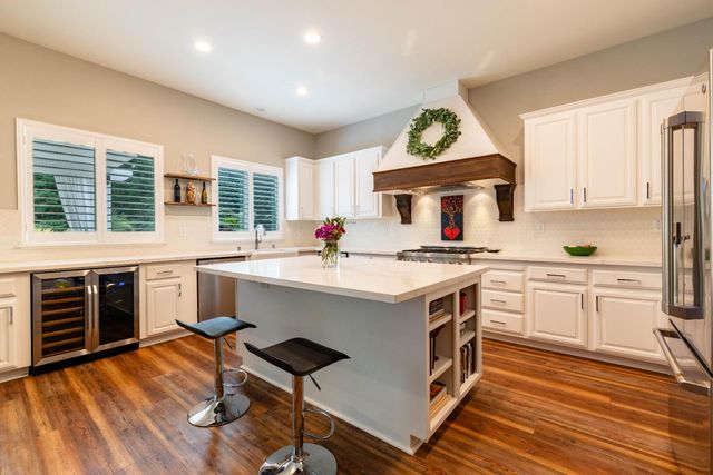 9251 Courtney Way, Roseville, CA 95747